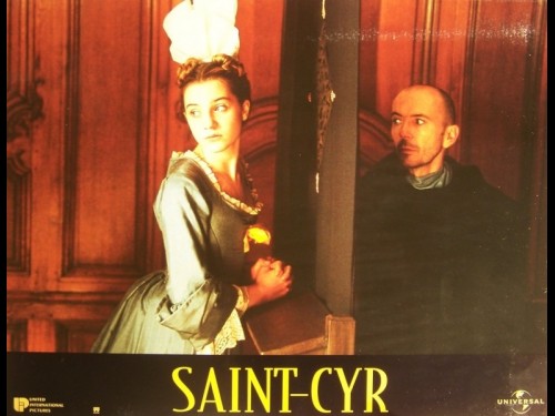 SAINT- CYR