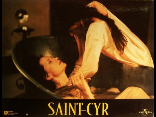 SAINT- CYR