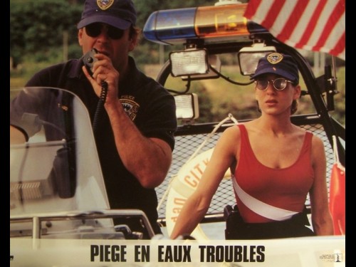 PIEGE EN EAUX TROUBLES - STRIKING DISTANCE