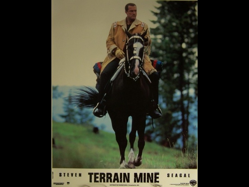 Photo du film TERRAIN MINÉ - ON DEADLY GROUND