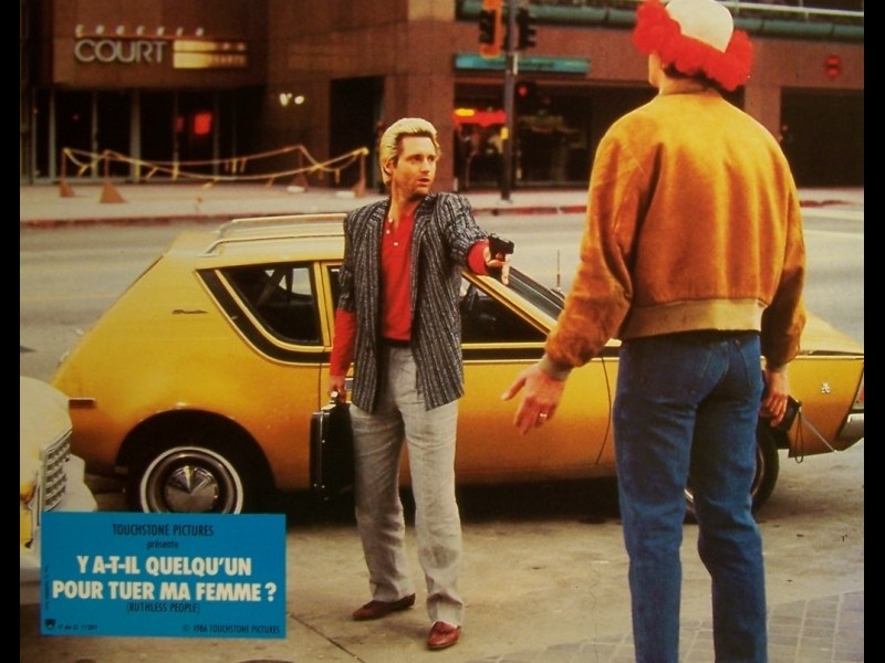 Photo du film Y A T-IL QUELQU'UN POUR TUER MA FEMME - RUTHLESS PEOPLE