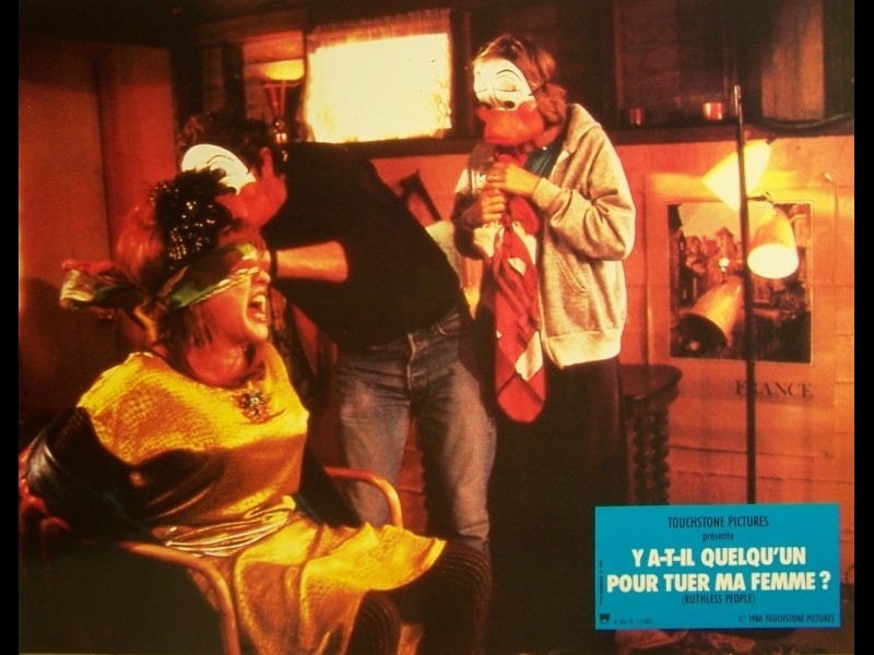 Photo du film Y A T-IL QUELQU'UN POUR TUER MA FEMME - RUTHLESS PEOPLE