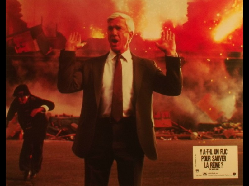 Photo du film Y A T-IL UN FLIC POUR SAUVER LA REINE - THE NAKED GUN: FROM THE FILES OF POLICE SQUAD