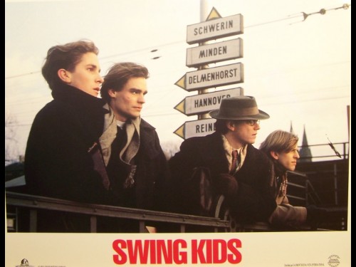 SWING KIDS