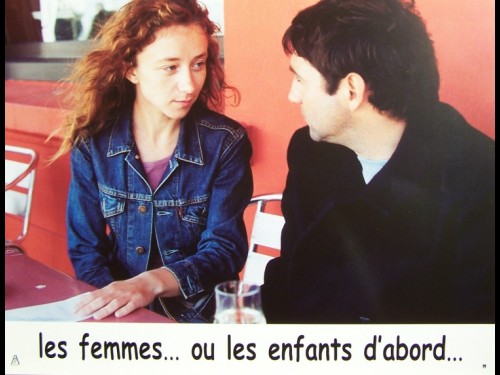 LES FEMMES OU LES ENFANTS D'ABORD -LOT PHOTOS -