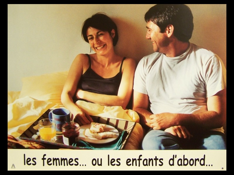 Photo du film LES FEMMES OU LES ENFANTS D'ABORD