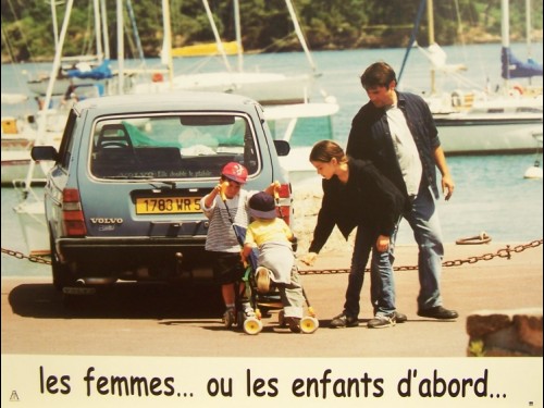 LES FEMMES OU LES ENFANTS D'ABORD