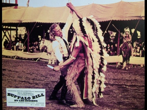 BUFFALO BILL ET LES INDIENS