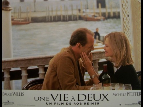 VIE A DEUX (UNE) - THE STORY OF US