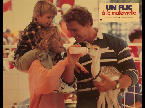 FLIC A LA MATERNELLE (UN) - KINDERGARTEN COP