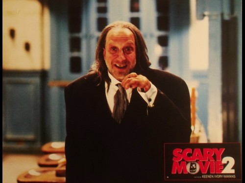 SCARY MOVIE 2