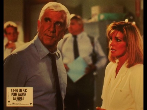 Y A T-IL UN FLIC POUR SAUVER LA REINE - THE NAKED GUN: FROM THE FILES OF POLICE SQUAD