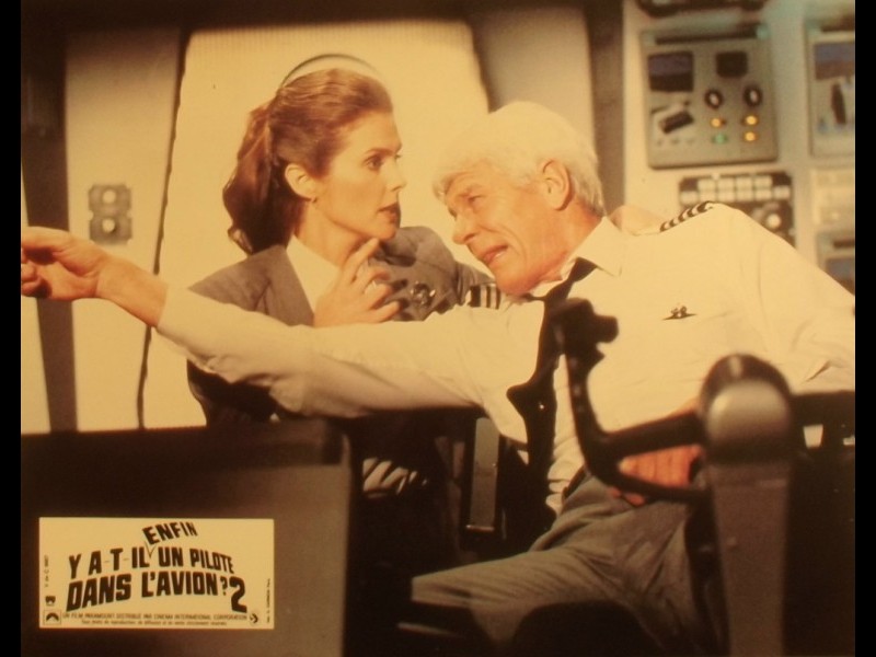 Photo du film Y A T-IL ENFIN UN PILOTE DANS L'AVION 2 - AIRPLANE II: THE SEQUEL