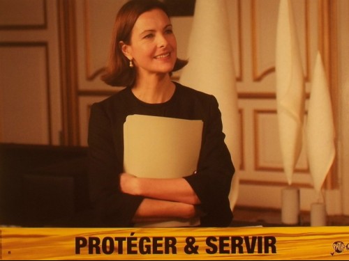 PROTEGER ET SERVIR