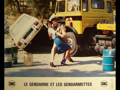 GENDARME ET LES GENDARMETTES (LE)