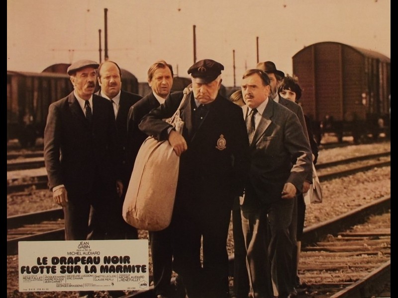 Photo du film DRAPEAU NOIR FLOTTE SUR LA MARMITE (LE)