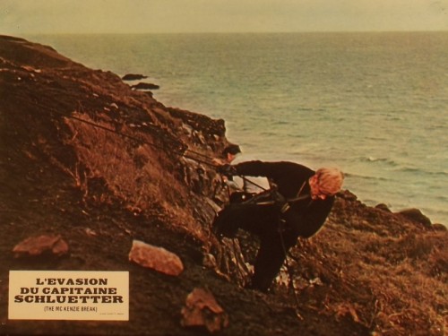 EVASION DU CAPITAINE SCHLUETTER (L')